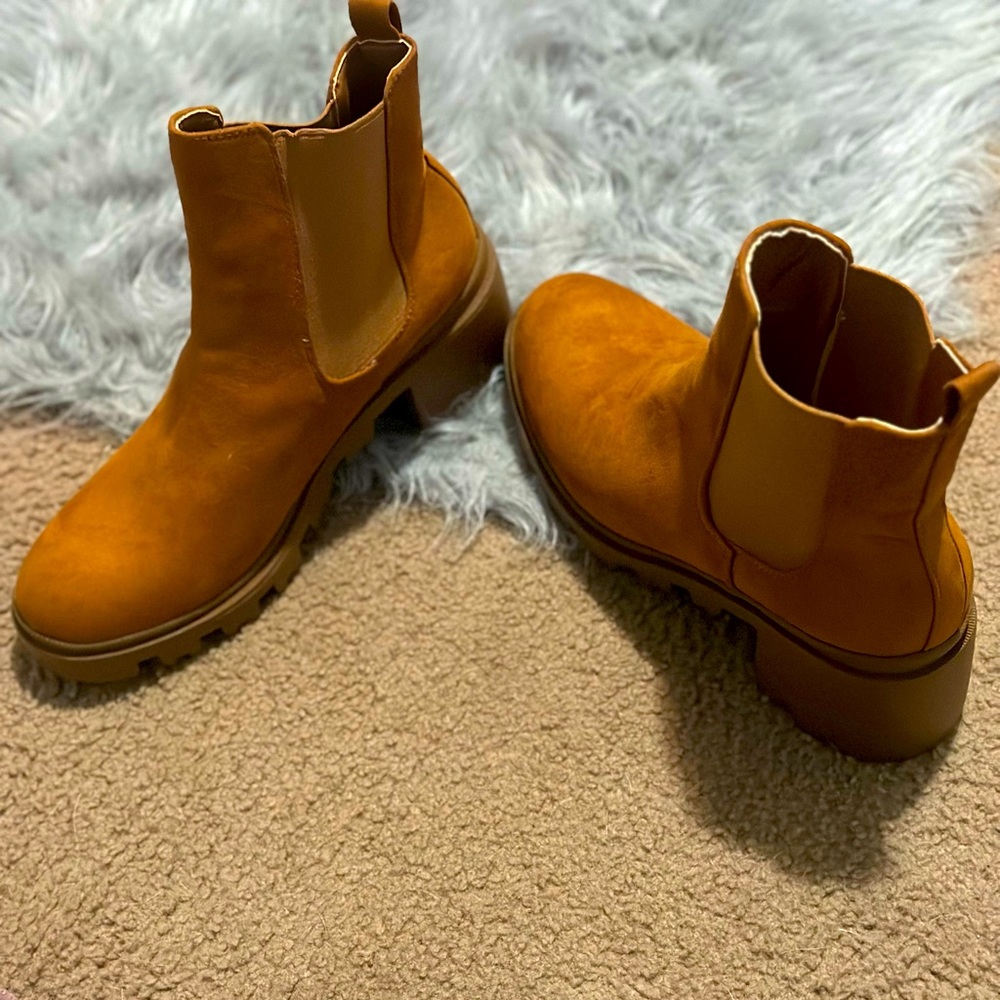 Winter boots